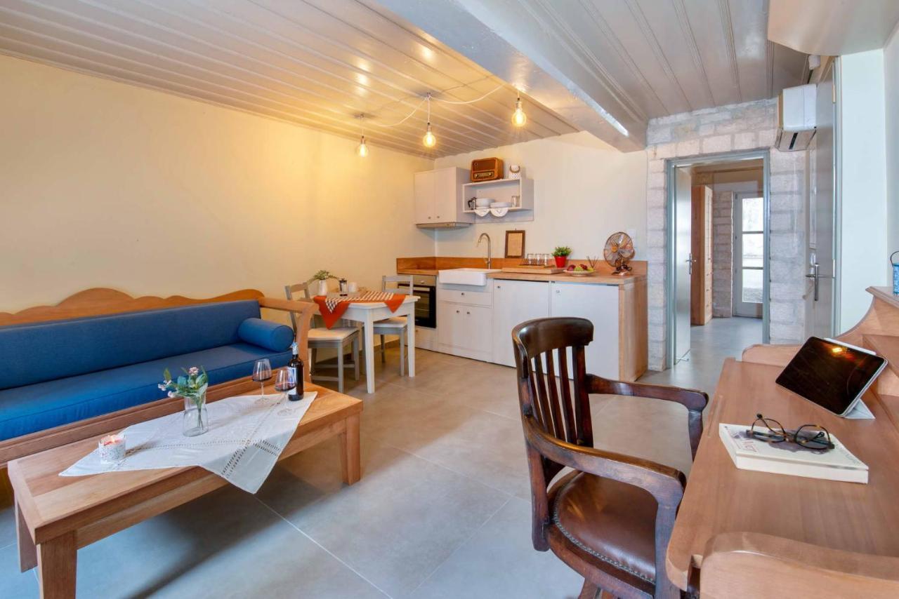 Lakka Stone House 0 Apartment Гайос Екстериор снимка